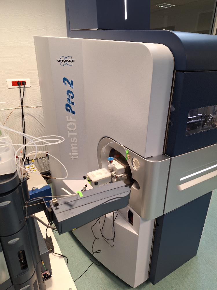 Bruker TimsTOF Pro 2 Mass Spectrometer | Surplus Solutions®